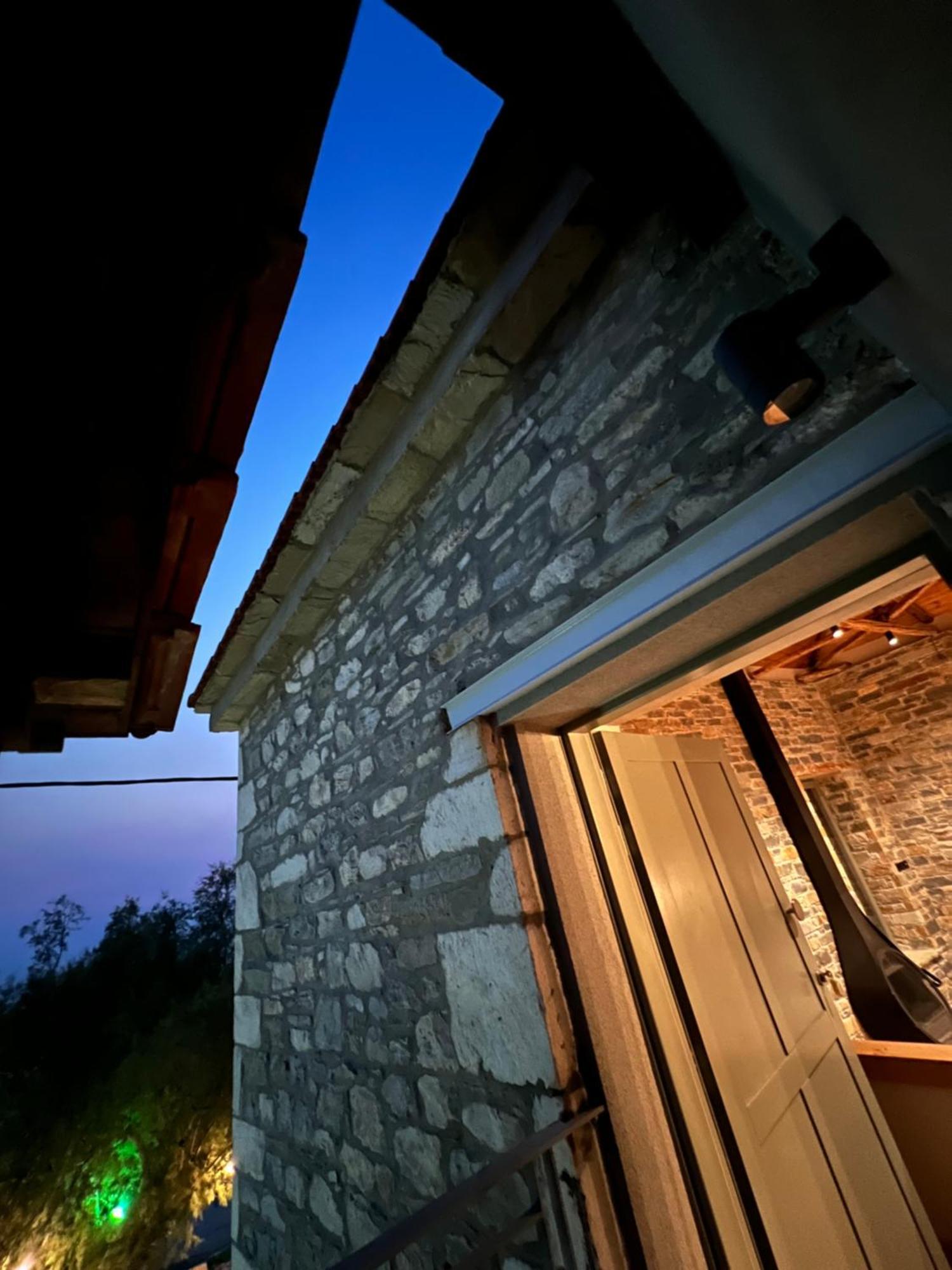 Ej Boutique Suites Milina Exterior foto