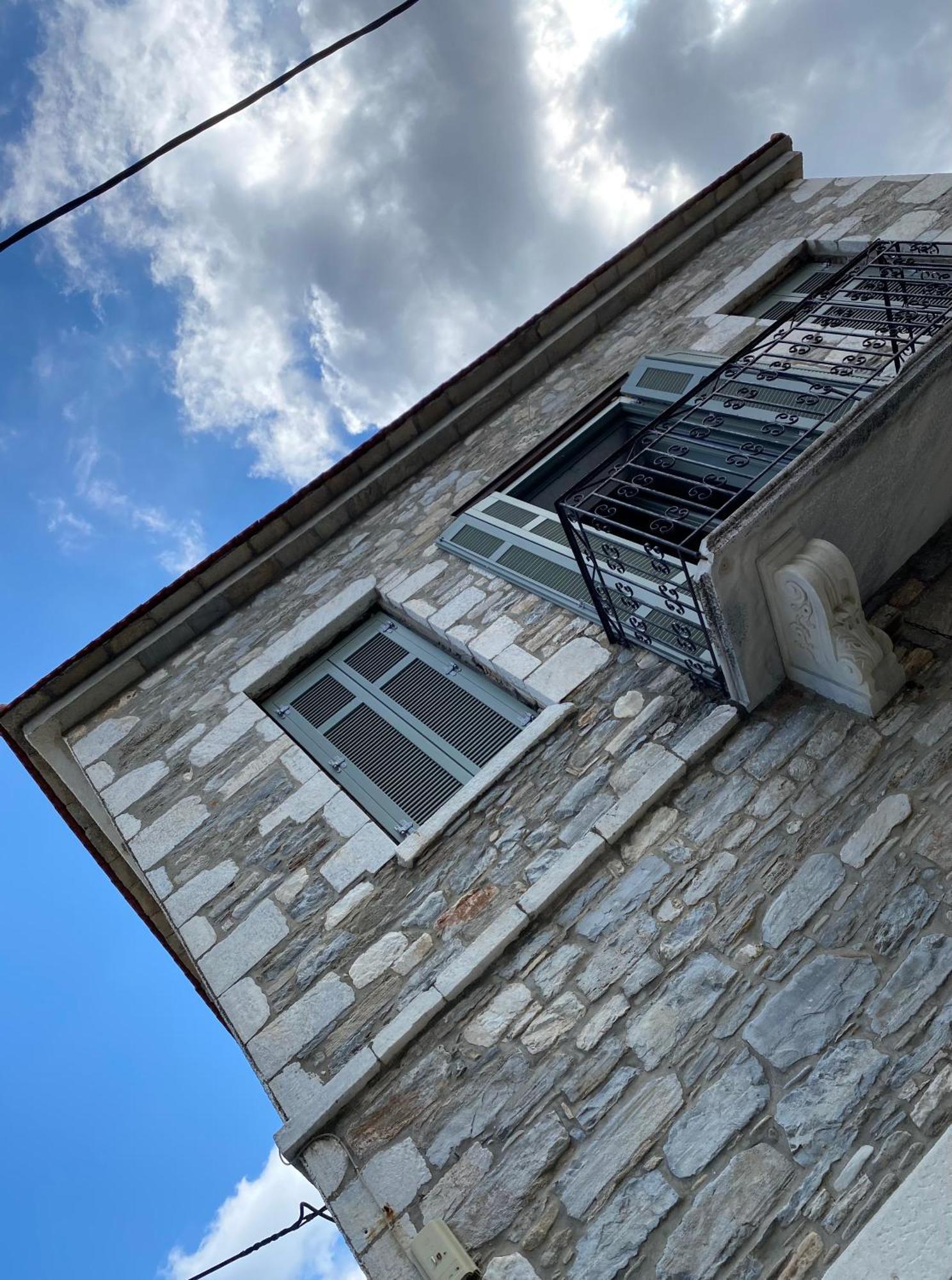 Ej Boutique Suites Milina Exterior foto